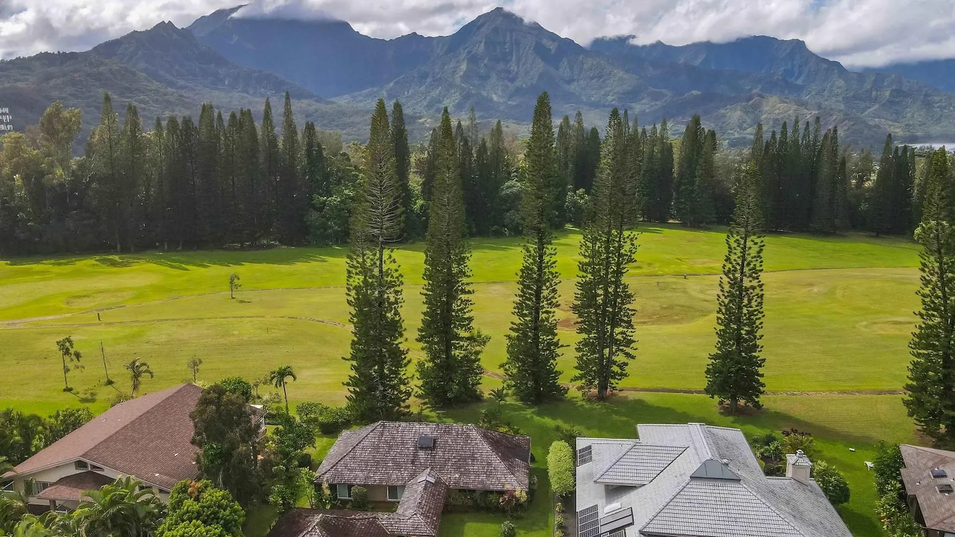 Hale Kamalani Mountain Villa And Golf Course Views Princeville